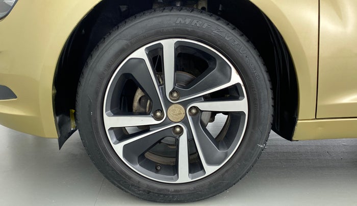 2020 Tata ALTROZ XZ 1.2, Petrol, Manual, 23,095 km, Left Front Wheel