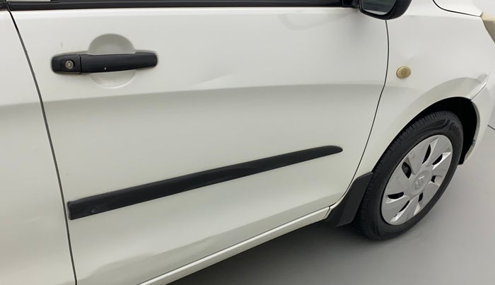 2014 Maruti Celerio VXI, Petrol, Manual, 83,895 km, Driver-side door - Slightly dented