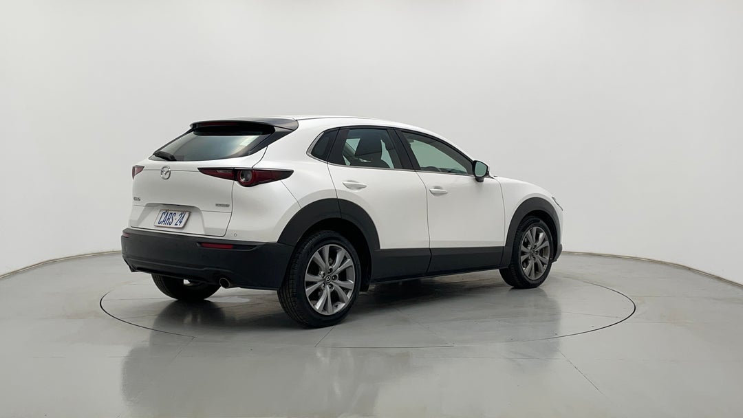 Right Back Diagonal (45- Degree) View