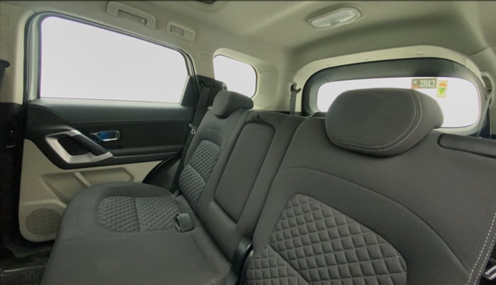 2021 Tata Safari XT PLUS, Diesel, Manual, 58,825 km, Right Side Rear Door Cabin