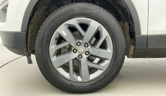 2021 Tata Safari XT PLUS, Diesel, Manual, 58,825 km, Left Front Wheel