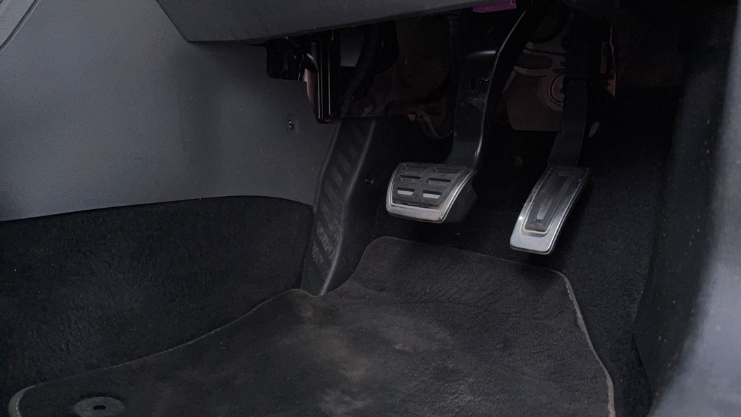 Pedals and Footmat