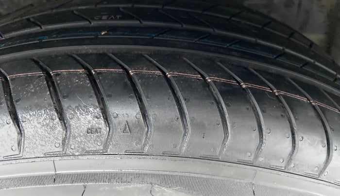 2019 Ford Ecosport 1.5TITANIUM TDCI, Diesel, Manual, 54,077 km, Right Front Tyre Tread