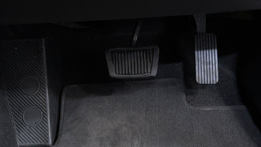 2019 Hyundai Kona Active (FWD), Automatic, 96333 km, Pedals and Footmat