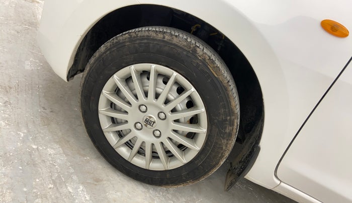 2019 Datsun Go A(O), Petrol, Manual, 2,056 km, Right Front Tyre Tread