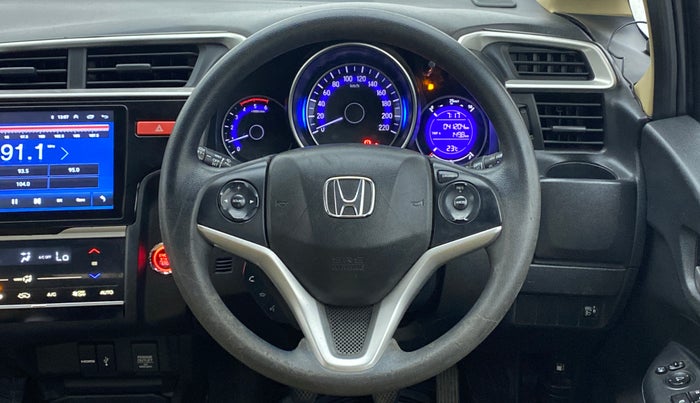 2018 Honda WR-V 1.5 i-DTEC VX MT, Diesel, Manual, 42,130 km, Steering Wheel Close Up