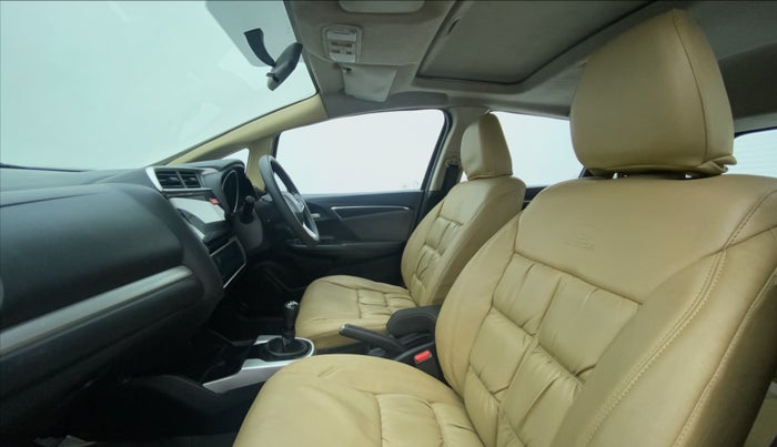 2018 Honda WR-V 1.5 i-DTEC VX MT, Diesel, Manual, 42,130 km, Right Side Front Door Cabin