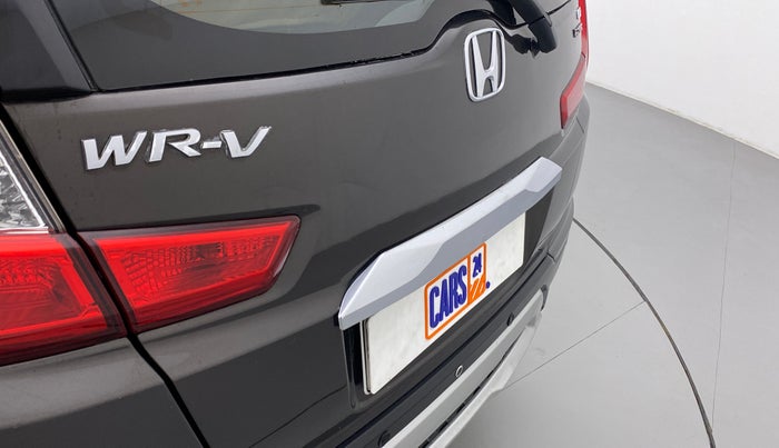 2018 Honda WR-V 1.5 i-DTEC VX MT, Diesel, Manual, 42,130 km, Dicky (Boot door) - Minor scratches