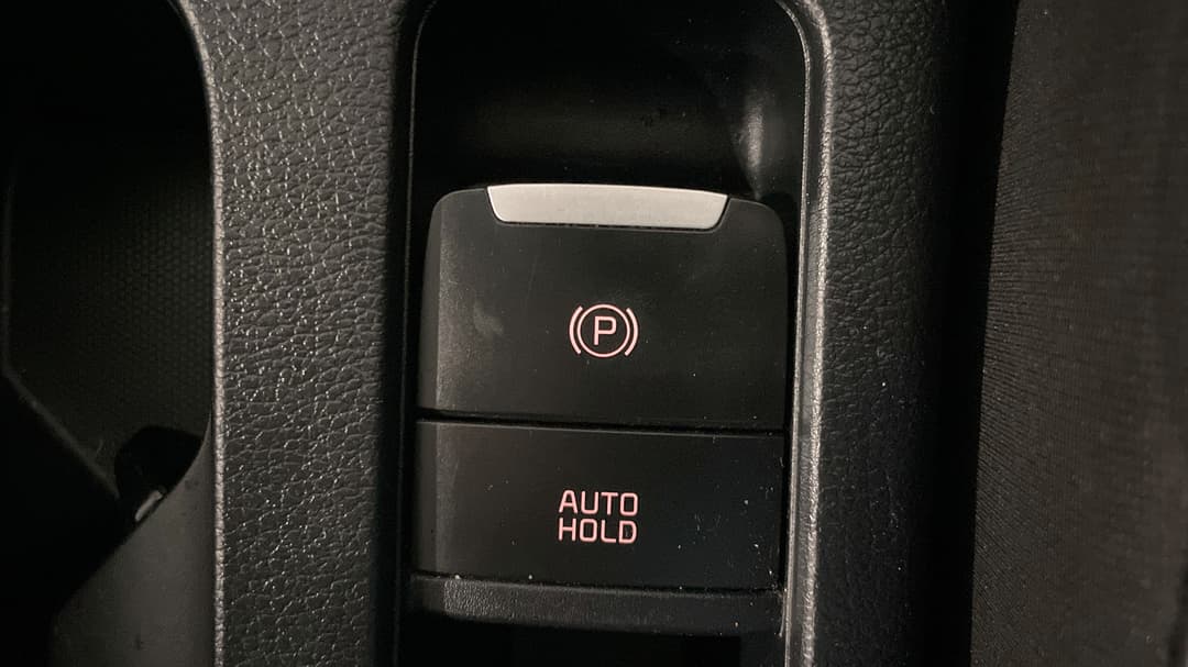 2024 Kia Cerato Sport+, Automatic, 40567 km, Handbrake