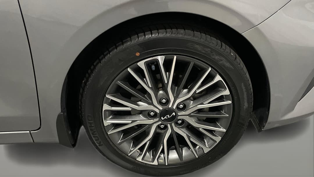 2024 Kia Cerato Sport+, Automatic, 40567 km, Right Front Wheel