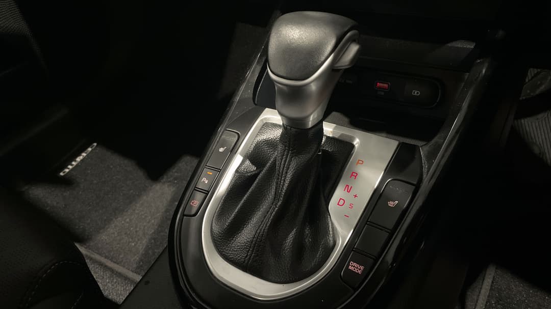 2024 Kia Cerato Sport+, Automatic, 40567 km, Gear Lever 