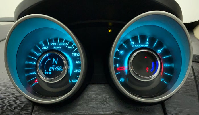 2016 Mahindra XUV500 W6, Diesel, Manual, 84,468 km, Odometer Image