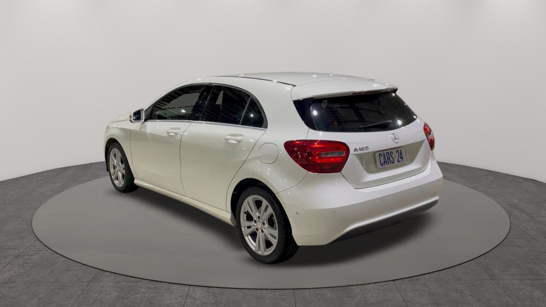 Left Back Diagonal (45- Degree) View