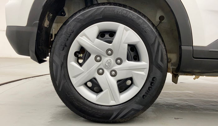 2020 Hyundai VENUE S MT 1.2 KAPPA, Petrol, Manual, 11,694 km, Right Rear Wheel