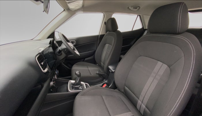 2020 Hyundai VENUE S MT 1.2 KAPPA, Petrol, Manual, 11,694 km, Right Side Front Door Cabin View
