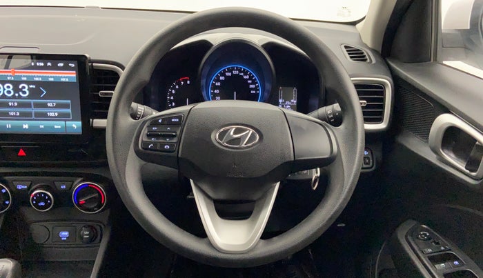 2020 Hyundai VENUE S MT 1.2 KAPPA, Petrol, Manual, 11,694 km, Steering Wheel