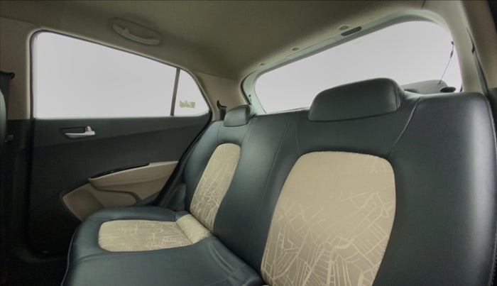 2018 Hyundai Grand i10 SPORTZ 1.2 KAPPA VTVT, Petrol, Manual, 70,369 km, Right Side Rear Door Cabin