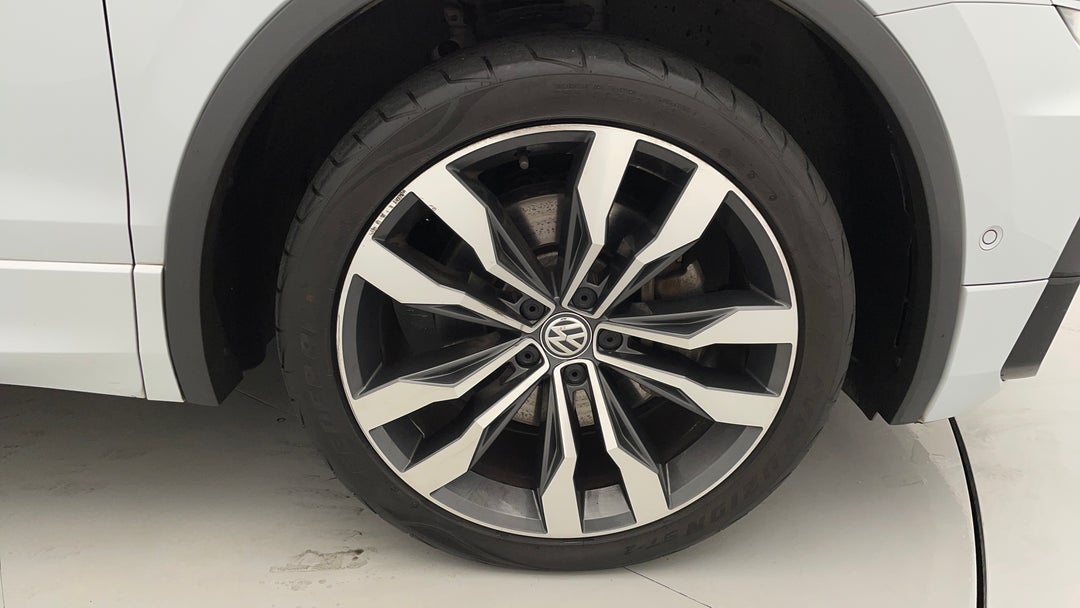 2018 Volkswagen Tiguan Allspace 162 Tsi Highline, Automatic, 95490 km, Right Front Wheel