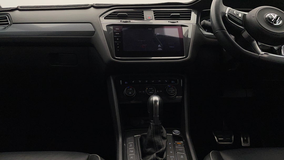 2018 Volkswagen Tiguan Allspace 162 Tsi Highline, Automatic, 95490 km, Center Console