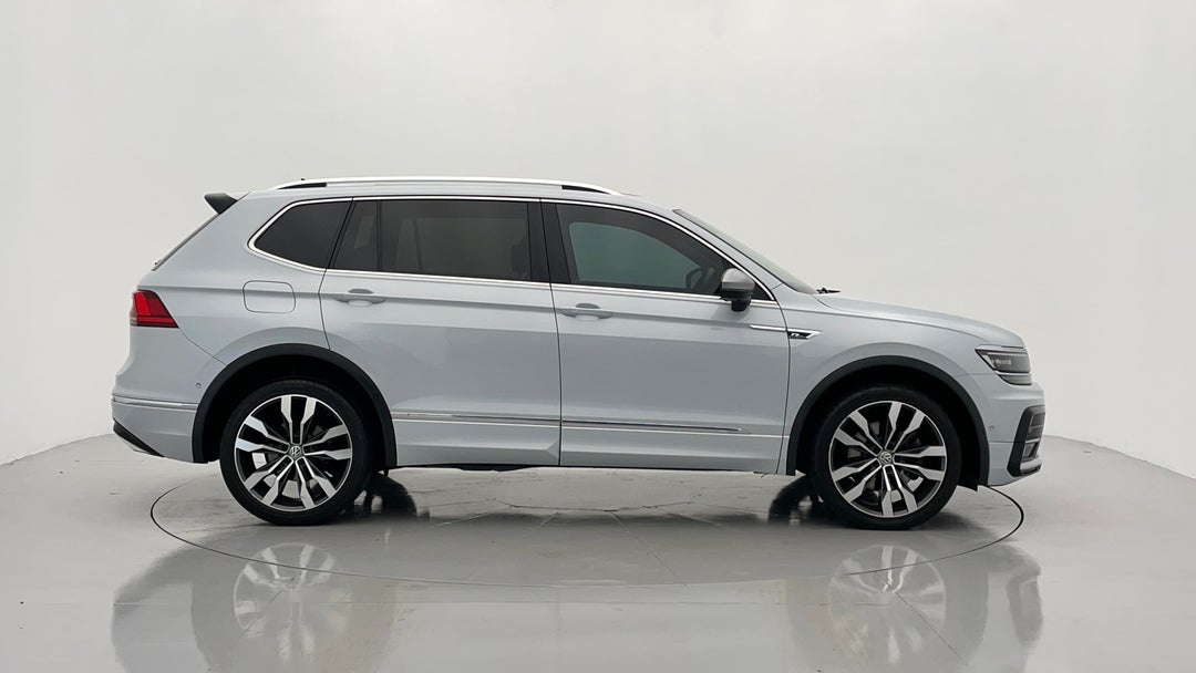 2018 Volkswagen Tiguan Allspace 162 Tsi Highline, Automatic, 95490 km, Right Side View