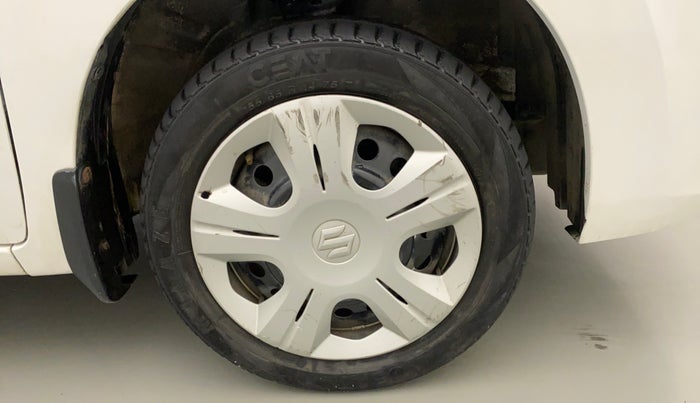 2017 Maruti Wagon R 1.0 VXI, Petrol, Manual, 13,920 km, Right Front Wheel