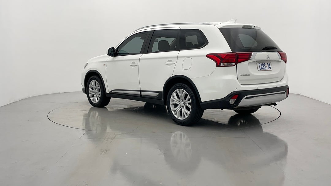 Left Back Diagonal (45- Degree) View