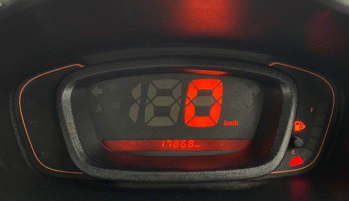 2016 Renault Kwid RXT Opt, Petrol, Manual, 17,924 km, Odometer Image