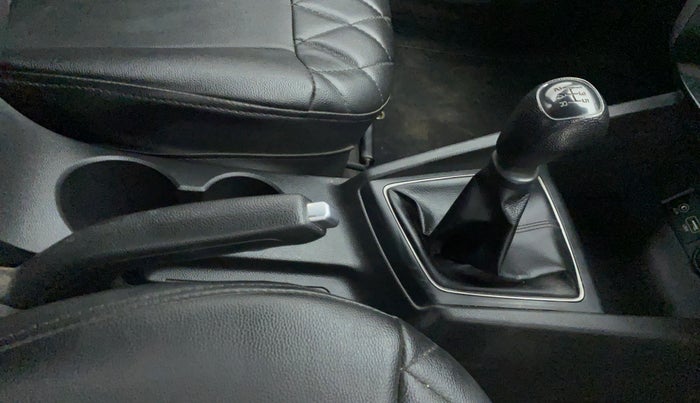 2015 Hyundai Elite i20 SPORTZ 1.2, Petrol, Manual, 43,888 km, Gear Lever