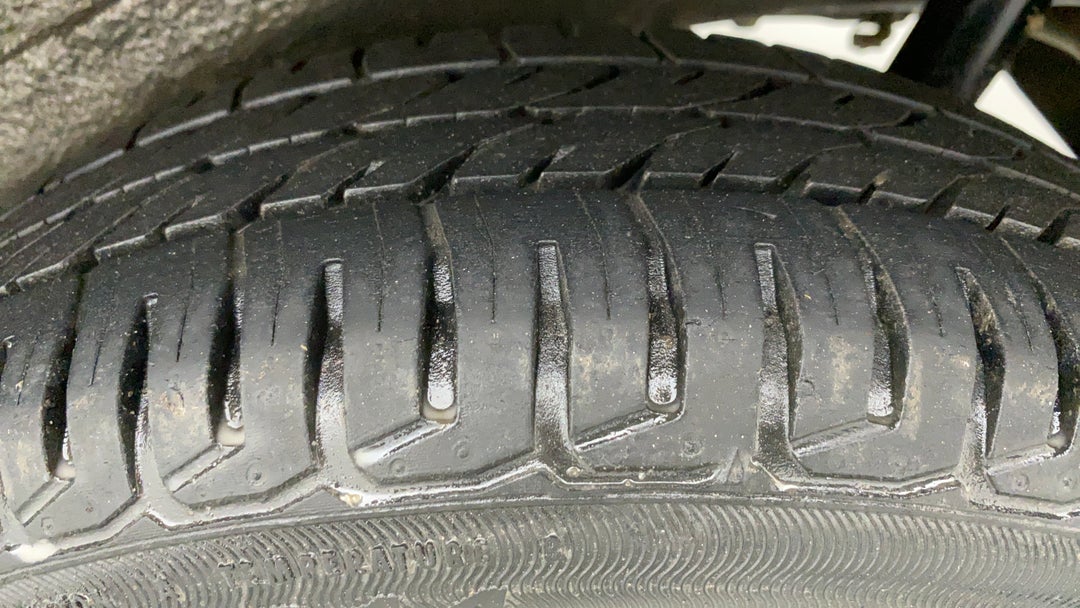 Left Rear Tyre Tread