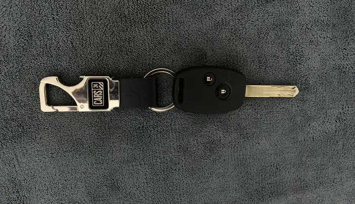 2016 Honda Brio S MT, Petrol, Manual, 40,749 km, Key Close Up