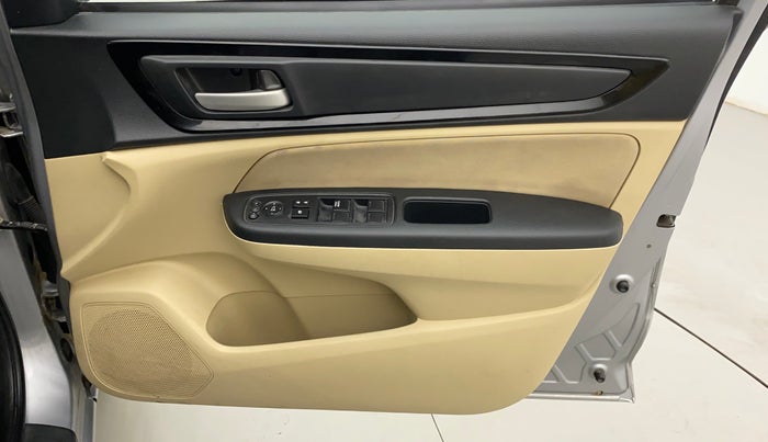 2019 Honda Amaze 1.2L I-VTEC S, Petrol, Manual, 21,839 km, Driver Side Door Panels Control