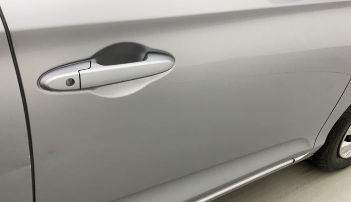 2019 Honda Amaze 1.2L I-VTEC S, Petrol, Manual, 21,839 km, Driver-side door - Minor scratches