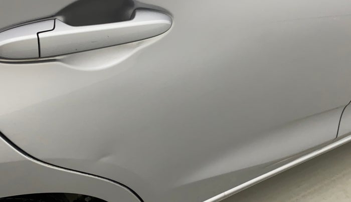 2019 Honda Amaze 1.2L I-VTEC S, Petrol, Manual, 21,839 km, Right rear door - Slightly dented