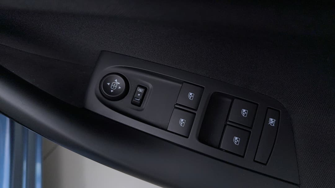 2017 Holden Astra R, Automatic, 39281 km, Drivers Side Door Panel Controls