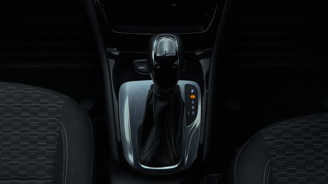 2017 Holden Astra R, Automatic, 39281 km, Gear Lever 