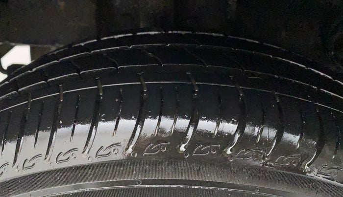 2023 Tata Tiago XZ PLUS CNG, CNG, Manual, 7,874 km, Right Rear Tyre Tread