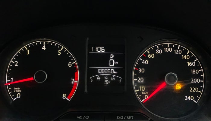 2016 Volkswagen Polo HIGHLINE1.2L, Petrol, Manual, 1,08,350 km, Odometer Image