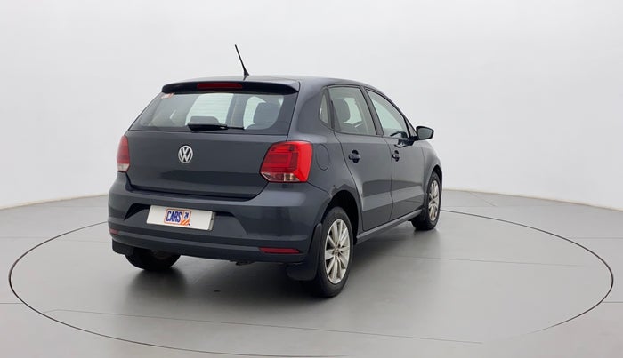 2016 Volkswagen Polo HIGHLINE1.2L, Petrol, Manual, 1,08,350 km, Right Back Diagonal