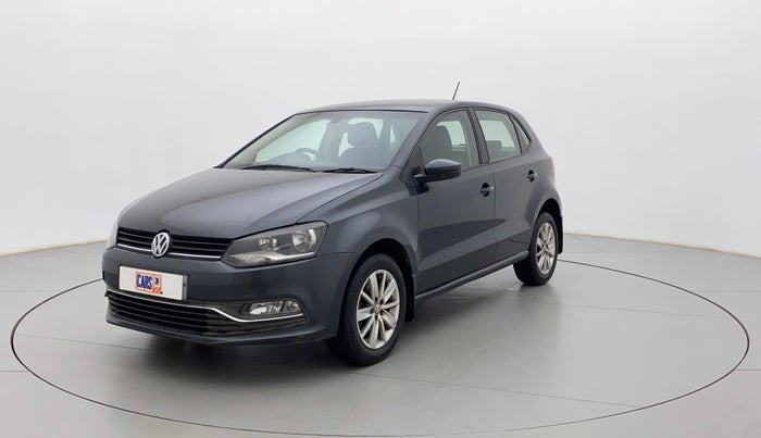 2016 Volkswagen Polo HIGHLINE1.2L, Petrol, Manual, 1,08,350 km, Left Front Diagonal