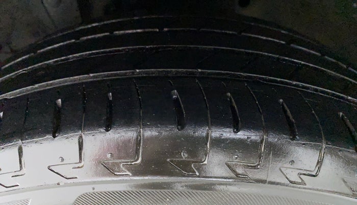 2017 Honda WR-V 1.5 i-DTEC VX MT, Diesel, Manual, 55,632 km, Right Rear Tyre Tread