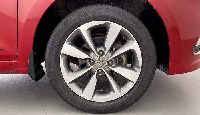 2015 Hyundai Elite i20 SPORTZ (O) 1.2, Petrol, Manual, 50,270 km, Right Front Wheel