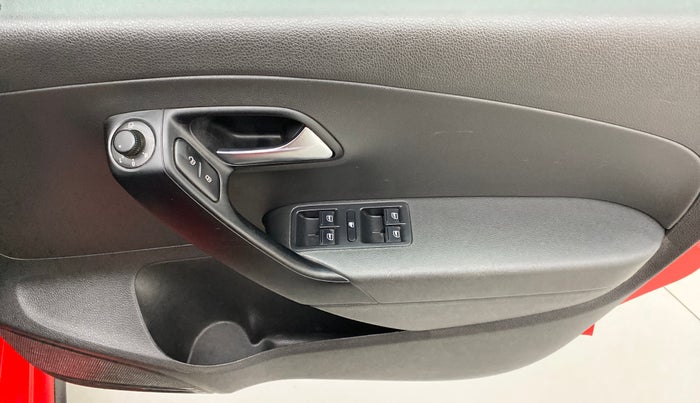 2021 Volkswagen Polo HIGH LINE PLUS 1.0, Petrol, Manual, 14,329 km, Driver Side Door Panels Control