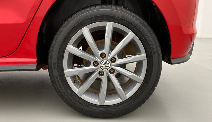 2021 Volkswagen Polo HIGH LINE PLUS 1.0, Petrol, Manual, 14,329 km, Left Rear Wheel