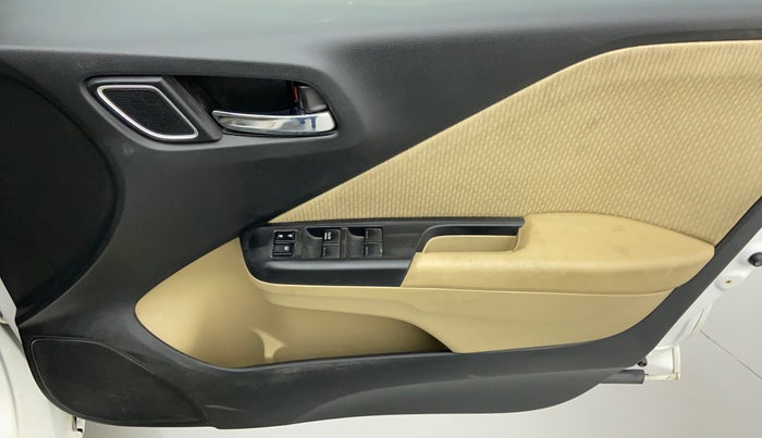 2018 Honda City V MT DIESEL, Diesel, Manual, 43,730 km, Driver Side Door Panels Control