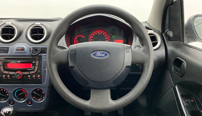 2015 Ford Figo 1.2 EXI DURATEC, Petrol, Manual, 76,175 km, Steering Wheel Close Up