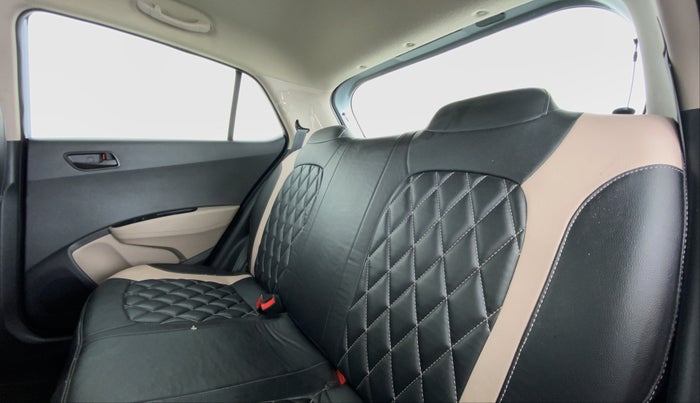 2018 Hyundai Grand i10 MAGNA 1.2 VTVT, Petrol, Manual, 20,235 km, Right Side Rear Door Cabin