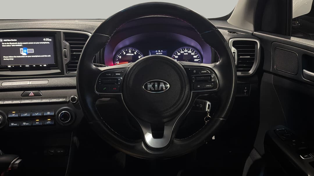 2017 Kia Sportage Si (FWD), Automatic, 98877 km, Steering Wheel Close-up