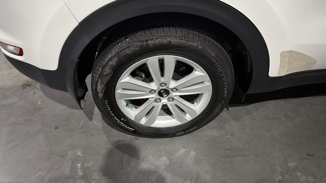 2017 Kia Sportage Si (FWD), Automatic, 98877 km, Right Rear Wheel