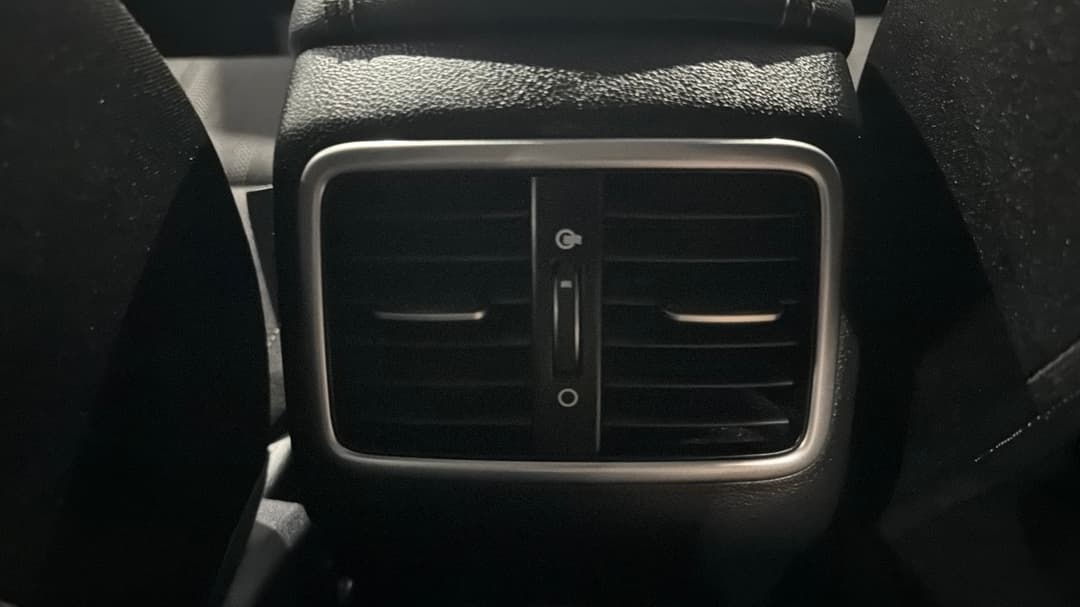 2017 Kia Sportage Si (FWD), Automatic, 98877 km, Rear A/C Vent