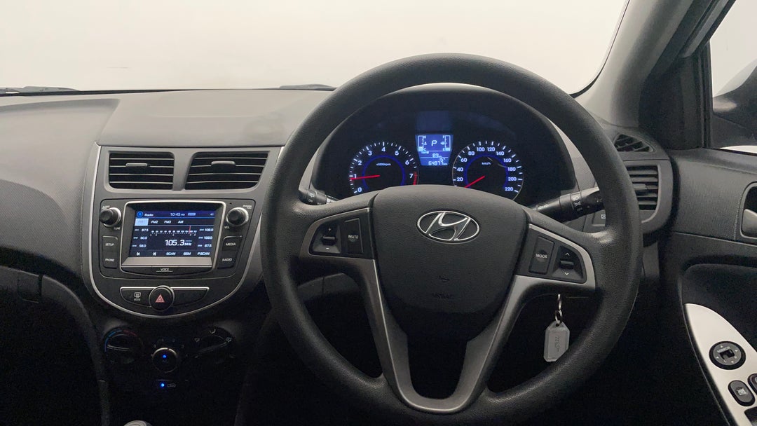 2015 Hyundai Accent Active, Automatic, 64877 km, Steering Wheel Close-up